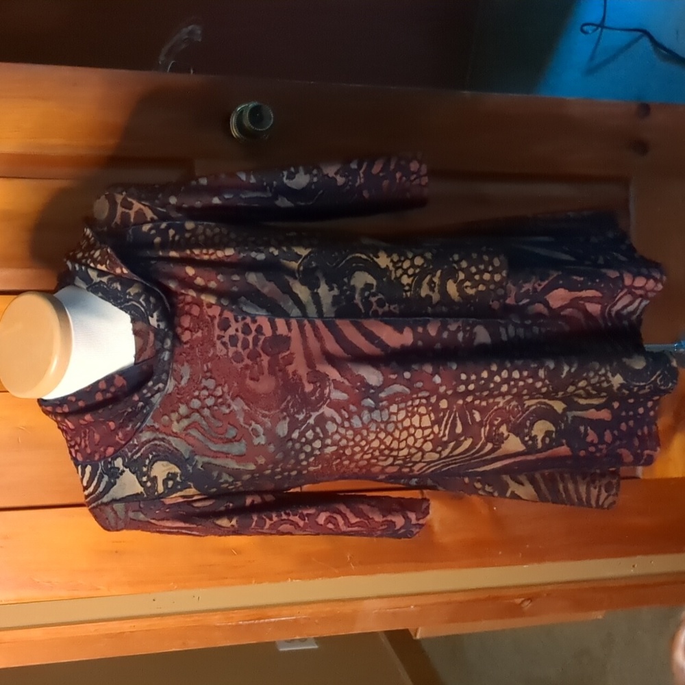 CATIVA* size M 3/4 sleeve textured gorgeous colours matching sash blouse tunic